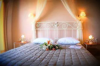 Hotel Lithies &