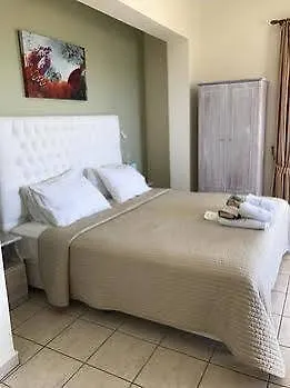 Lithies & Hotel Korithion
